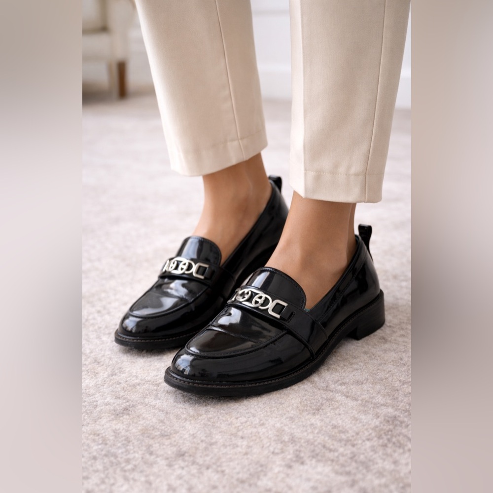 Sam Edelman Black Patent Chain Loafers Slip On Flats Women’s 7.5M